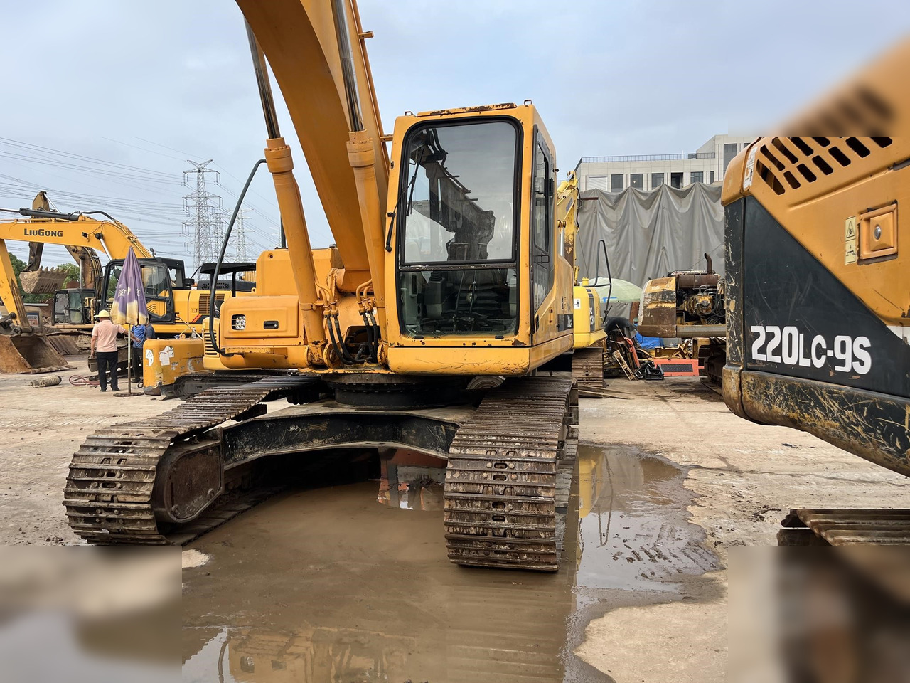 HYUNDAI ROBEX 210 LC-7 - Гусеничный экскаватор: фото 2 HYUNDAI ROBEX 210 LC-7 - Гусеничный экскаватор: фото 2