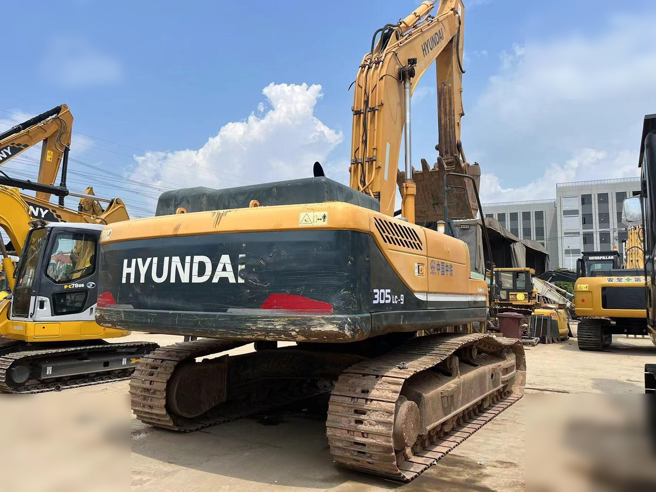 HYUNDAI ROBEX 305 LC-9T - Гусеничный экскаватор: фото 3 HYUNDAI ROBEX 305 LC-9T - Гусеничный экскаватор: фото 3