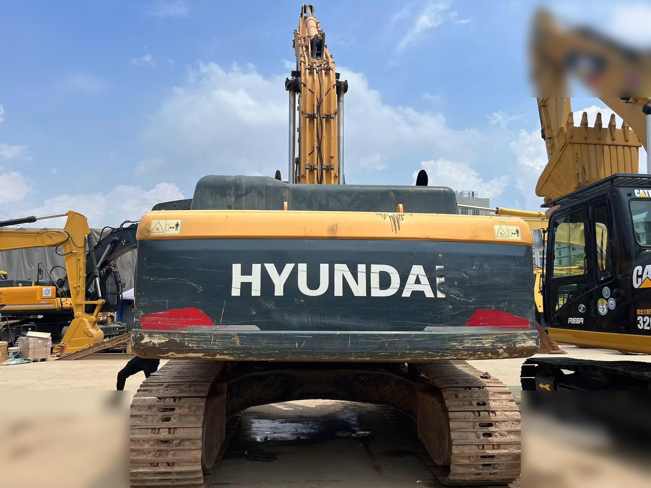 HYUNDAI ROBEX 305 LC-9T - Гусеничный экскаватор: фото 2 HYUNDAI ROBEX 305 LC-9T - Гусеничный экскаватор: фото 2