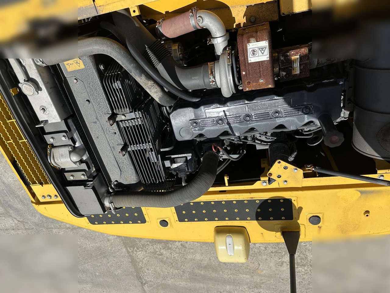 KOMATSU PC200-8 - Гусеничный экскаватор: фото 5 KOMATSU PC200-8 - Гусеничный экскаватор: фото 5