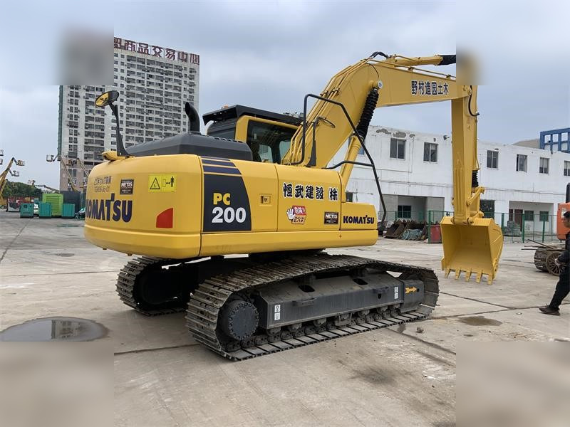 KOMATSU PC200-8 - Гусеничный экскаватор: фото 5 KOMATSU PC200-8 - Гусеничный экскаватор: фото 5