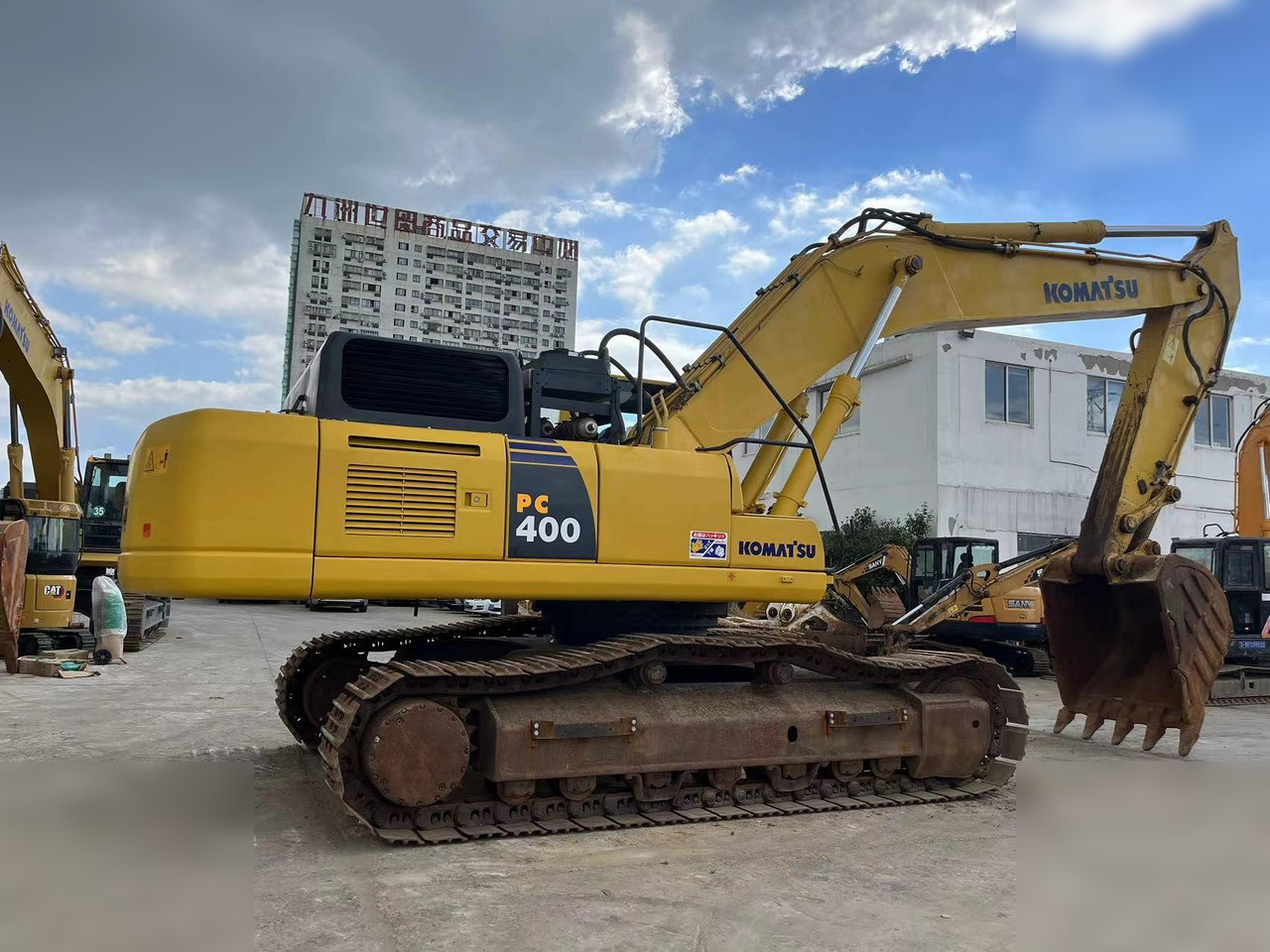 KOMATSU PC400-8 - Гусеничный экскаватор: фото 4 KOMATSU PC400-8 - Гусеничный экскаватор: фото 4