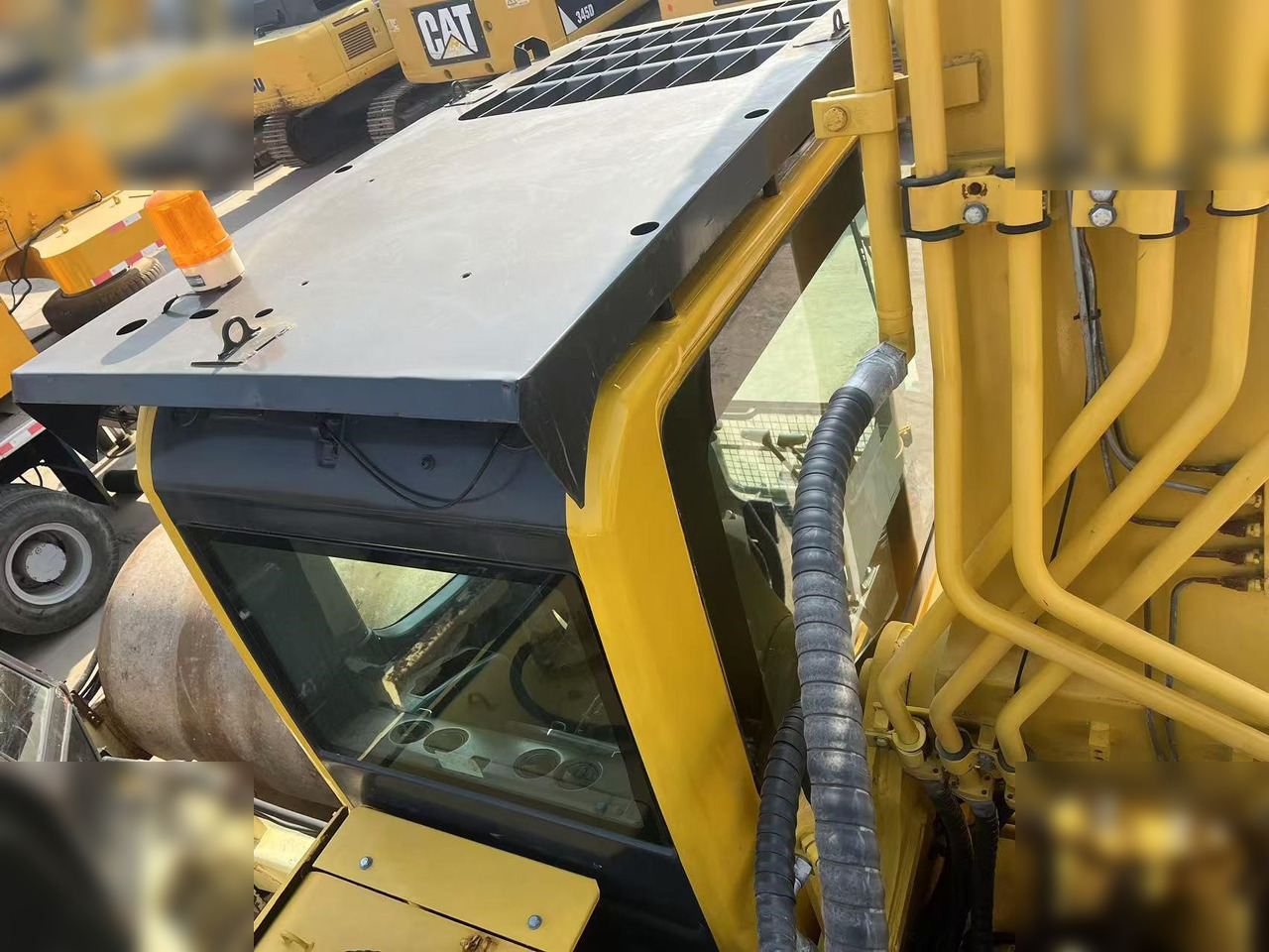 KOMATSU PC400-8R - Гусеничный экскаватор: фото 5 KOMATSU PC400-8R - Гусеничный экскаватор: фото 5