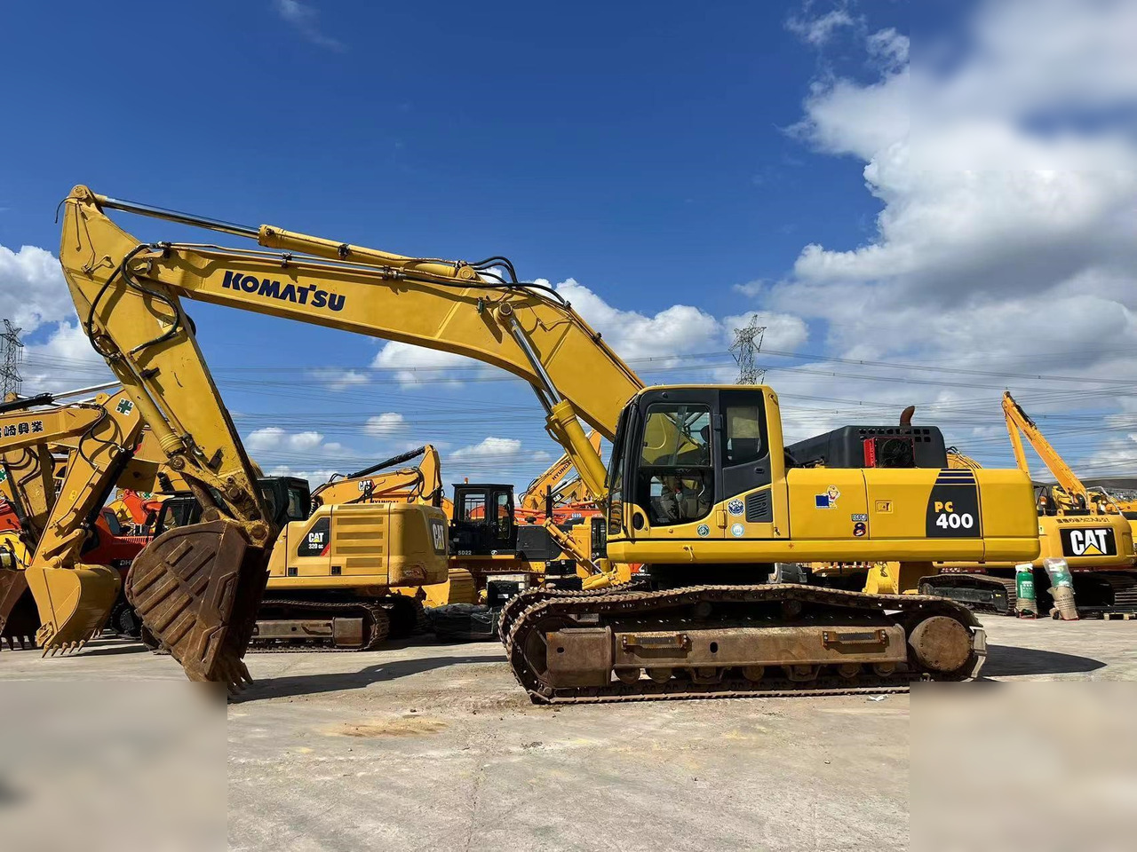 KOMATSU PC400-8R - Гусеничный экскаватор: фото 1 KOMATSU PC400-8R - Гусеничный экскаватор: фото 1