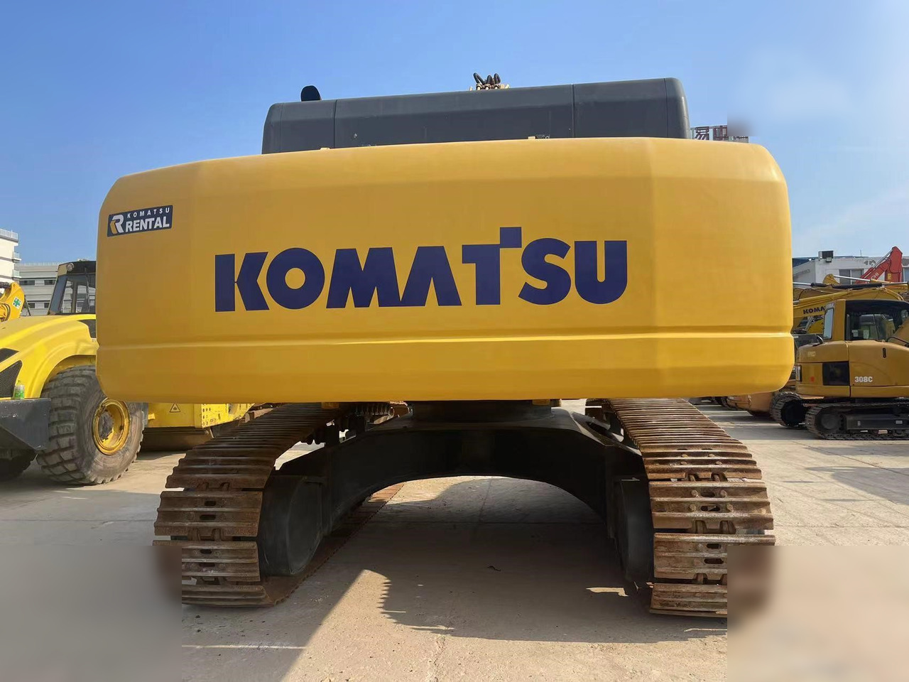 KOMATSU PC400-8R - Гусеничный экскаватор: фото 3 KOMATSU PC400-8R - Гусеничный экскаватор: фото 3