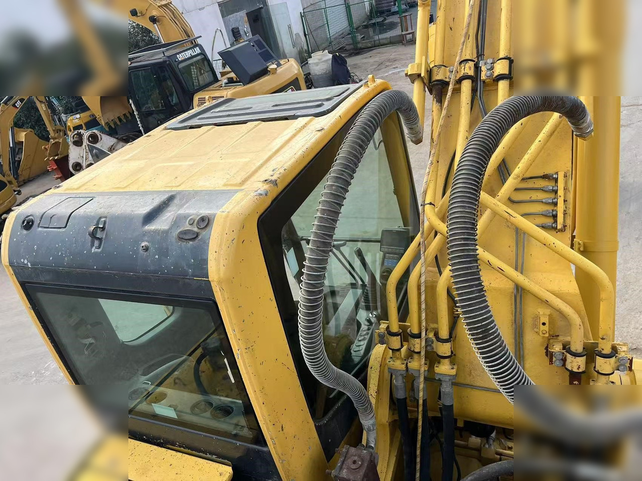 KOMATSU PC400-8R - Гусеничный экскаватор: фото 5 KOMATSU PC400-8R - Гусеничный экскаватор: фото 5