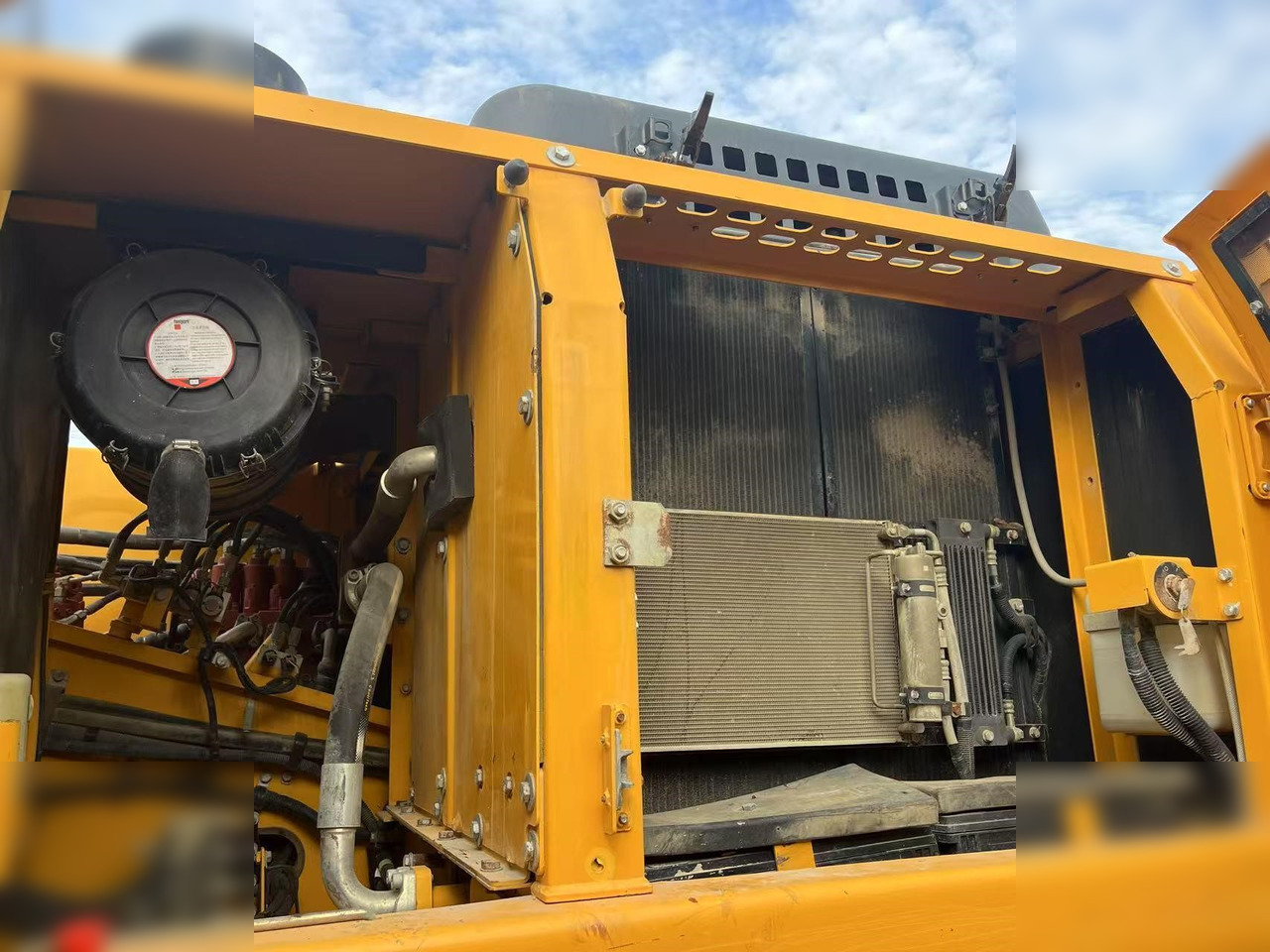 LIUGONG 926E - Гусеничный экскаватор: фото 4 LIUGONG 926E - Гусеничный экскаватор: фото 4