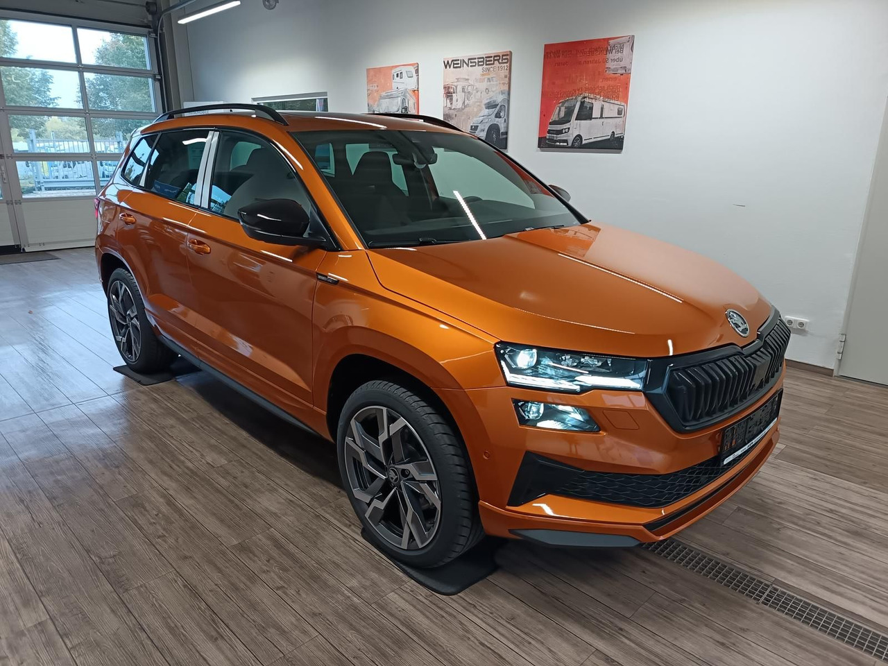 Skoda Karoq Sportline 2,0 TDI DSG 4x4*AHK*PSD*STD.HZG* - Внедорожник: фото 3 Skoda Karoq Sportline 2,0 TDI DSG 4x4*AHK*PSD*STD.HZG* - Внедорожник: фото 3