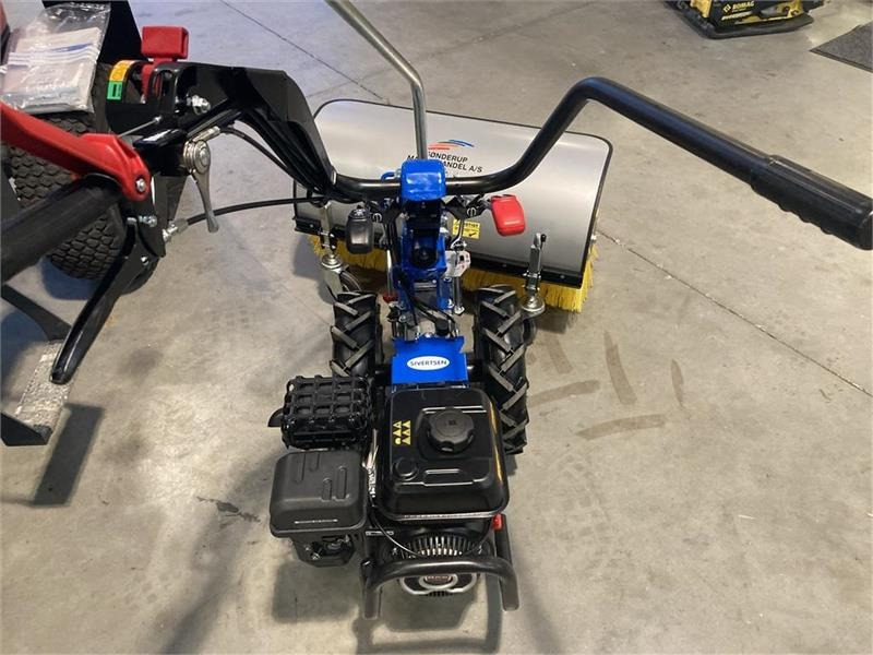 BCS 706 inkl. 80 cm fejemaskine - Коммунальный трактор: фото 4 BCS 706 inkl. 80 cm fejemaskine - Коммунальный трактор: фото 4