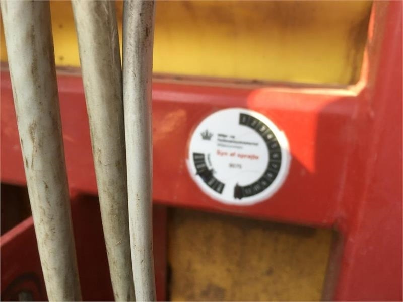 Hardi Mega 1200L 21m LPZ - Прицепной опрыскиватель: фото 4 Hardi Mega 1200L 21m LPZ - Прицепной опрыскиватель: фото 4