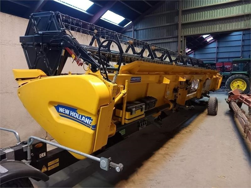 Зерноуборочный комбайн New Holland CR9.80: фото 13