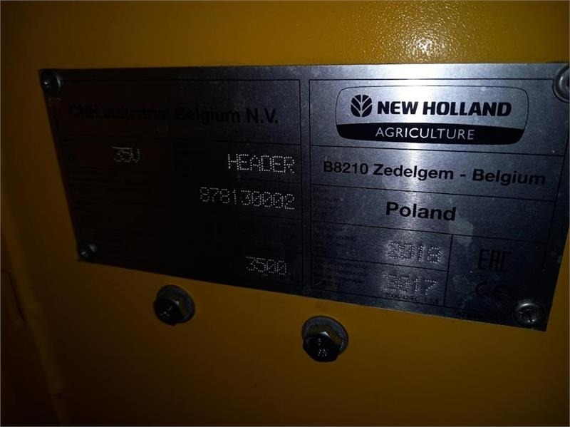 Зерноуборочный комбайн New Holland CR9.80: фото 14