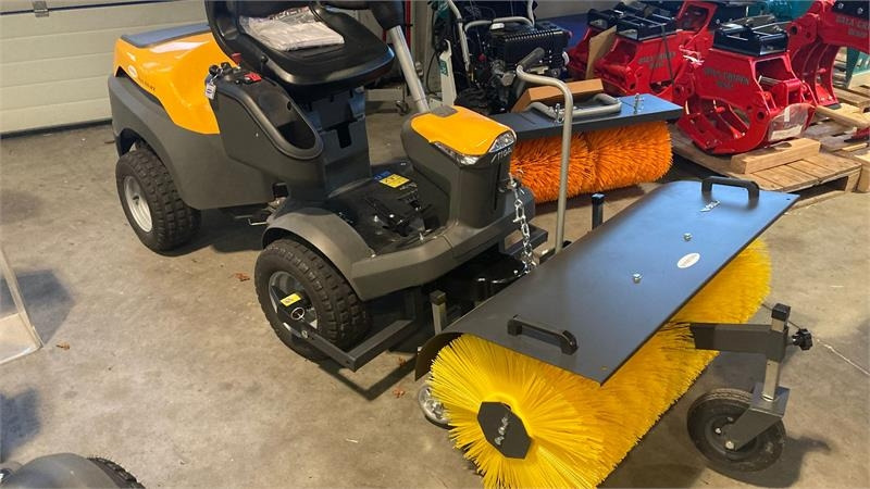 Stiga Park 700 WX 100 cm fejemaskine - Садовое оборудование: фото 1 Stiga Park 700 WX 100 cm fejemaskine - Садовое оборудование: фото 1