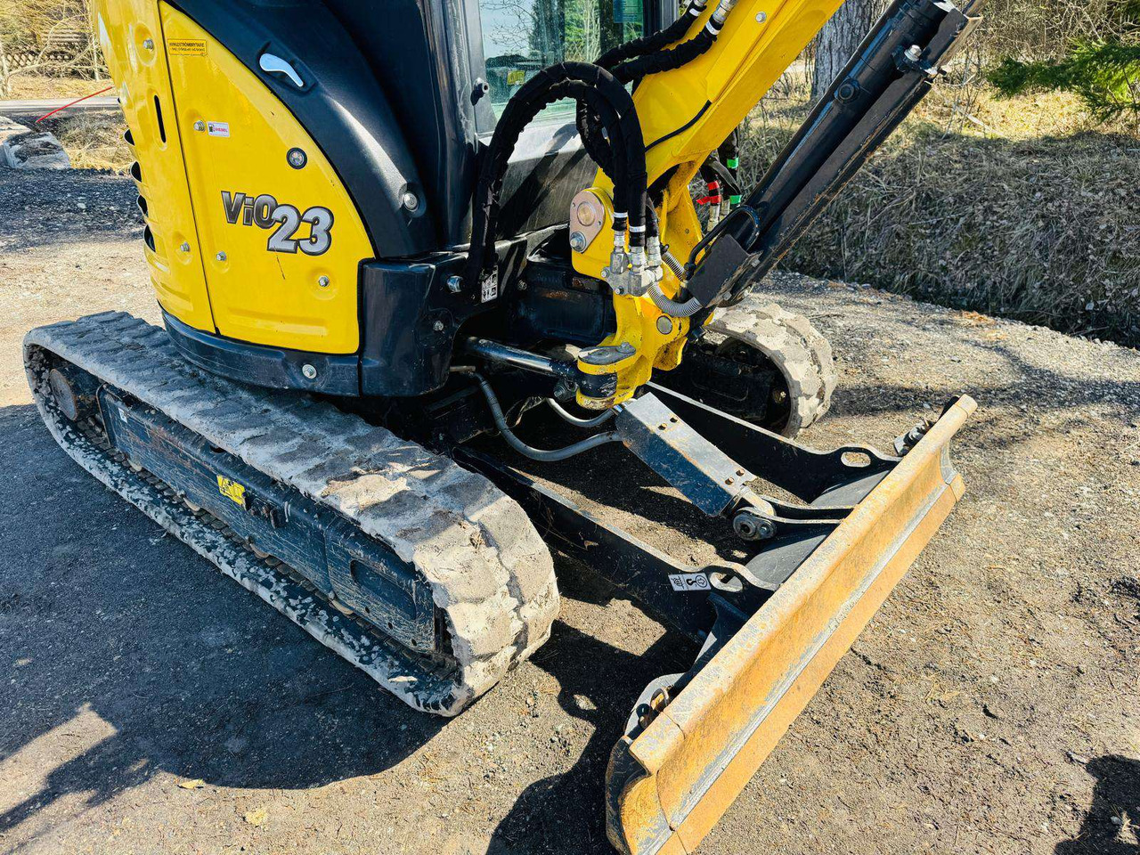 YANMAR VIO23-6 - Мини-экскаватор: фото 4 YANMAR VIO23-6 - Мини-экскаватор: фото 4