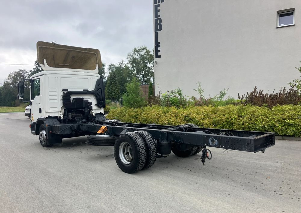 MAN Man TGM 12.250 euro 6 ramo do zabudowy Pomoc drogowa laweta kiper - Грузовик-шасси: фото 5 MAN Man TGM 12.250 euro 6 ramo do zabudowy Pomoc drogowa laweta kiper - Грузовик-шасси: фото 5