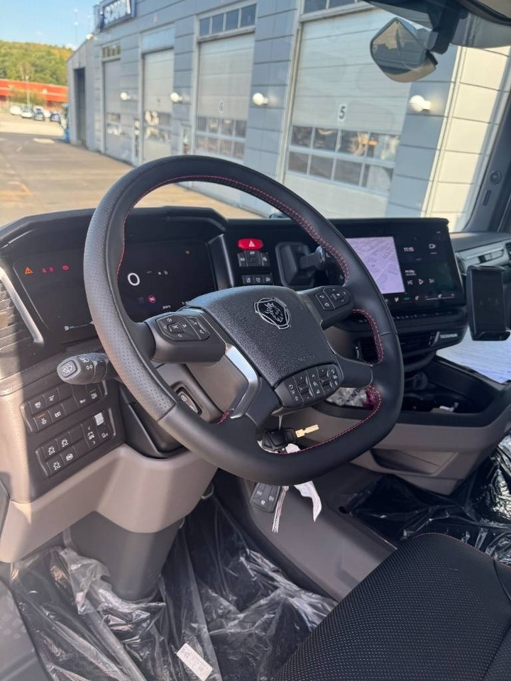 Scania R 590 8x4*4 Joab Lastväxlare - Крюковой мультилифт: фото 2 Scania R 590 8x4*4 Joab Lastväxlare - Крюковой мультилифт: фото 2