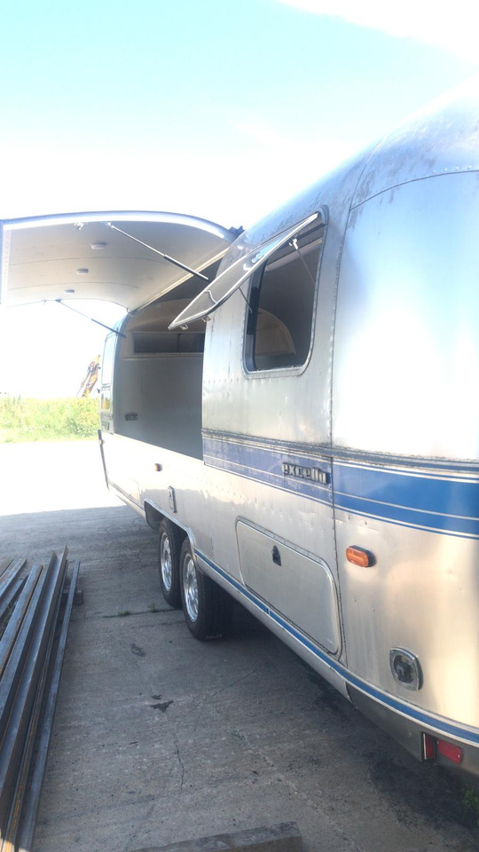 1992 Airstream Classic 1992 Airstream Classic – Fully Rebuilt Vintage Travel Trailer - Торговый прицеп: фото 5 1992 Airstream Classic 1992 Airstream Classic – Fully Rebuilt Vintage Travel Trailer - Торговый прицеп: фото 5