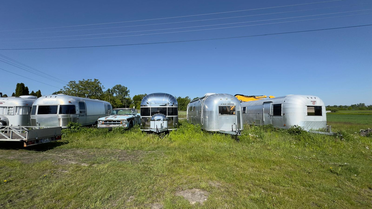 1992 Airstream Classic 1992 Airstream Classic – Fully Rebuilt Vintage Travel Trailer - Торговый прицеп: фото 2 1992 Airstream Classic 1992 Airstream Classic – Fully Rebuilt Vintage Travel Trailer - Торговый прицеп: фото 2