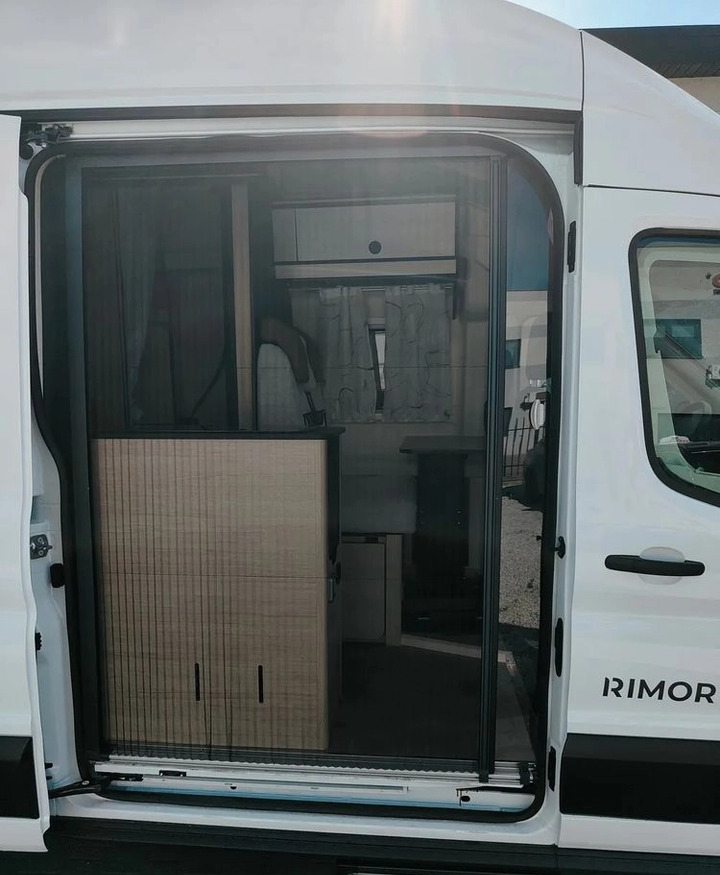 FORD Rimor NEW Ford Van 238 Truma Diesel Roller Shutters Remis AUTOMAT - Дом на колесах: фото 5 FORD Rimor NEW Ford Van 238 Truma Diesel Roller Shutters Remis AUTOMAT - Дом на колесах: фото 5