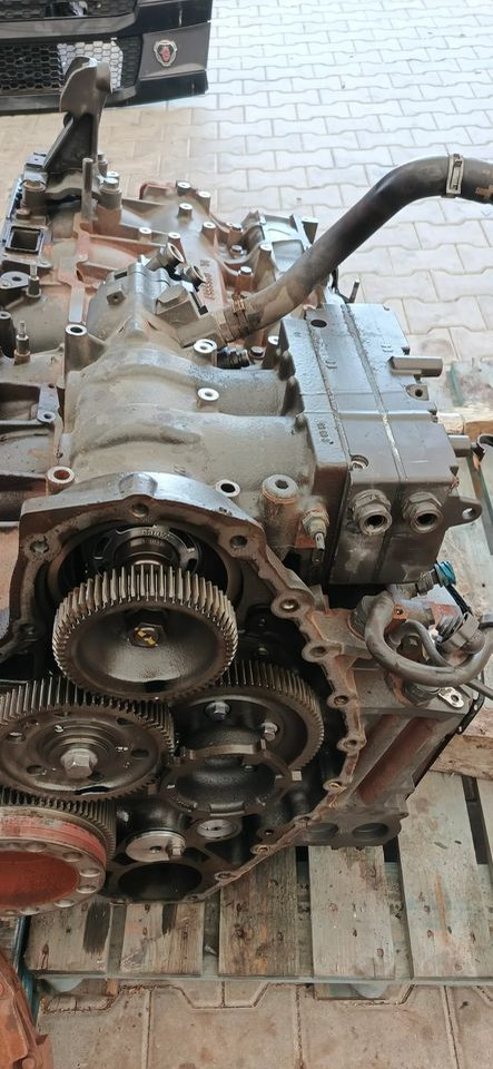 DAF XF 106 EURO 6 MX13 KOMPRESORA SPRĘŻARKA POWIETRZA 2042155 - Двигатель для Грузовиков: фото 2 DAF XF 106 EURO 6 MX13 KOMPRESORA SPRĘŻARKA POWIETRZA 2042155 - Двигатель для Грузовиков: фото 2