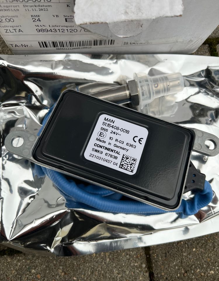 NOWY czujnik NOX MAN TGX TGS euro 6 sensor - Глушитель/ Выхлопная система для Грузовиков: фото 2 NOWY czujnik NOX MAN TGX TGS euro 6 sensor - Глушитель/ Выхлопная система для Грузовиков: фото 2