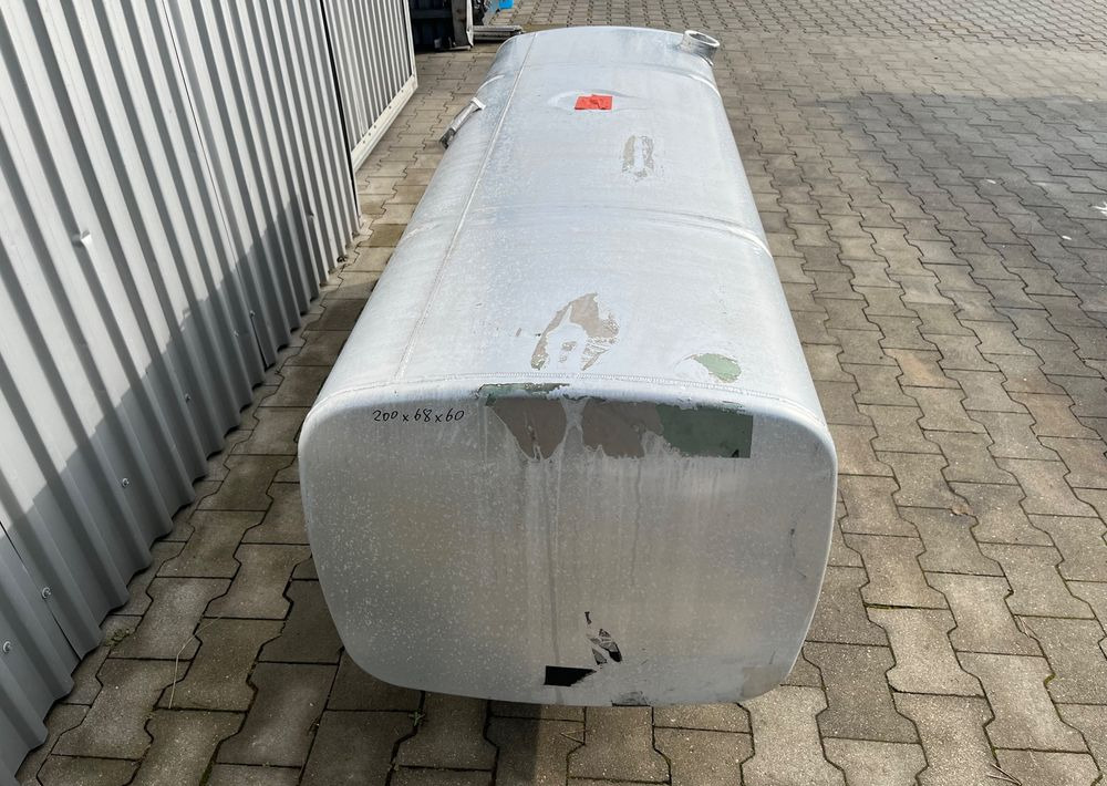Zbiornik paliwa DAF XF CF 690 litrów bak - Подготовка топлива для Грузовиков: фото 4 Zbiornik paliwa DAF XF CF 690 litrów bak - Подготовка топлива для Грузовиков: фото 4
