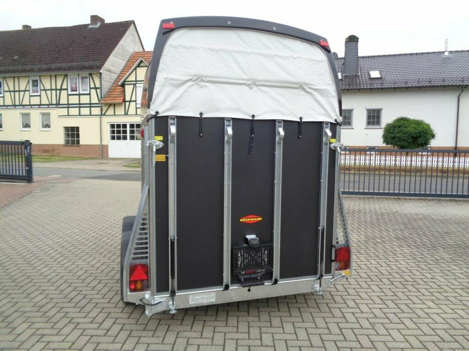 Прицеп-коневоз Böckmann, Pferdeanhänger, DUO Alub.SaKa.Flügeltür, 100 km/h: фото 11 Прицеп-коневоз Böckmann, Pferdeanhänger, DUO Alub.SaKa.Flügeltür, 100 km/h: фото 11