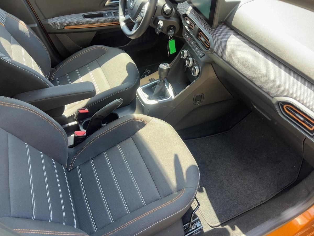 Седан Dacia Sandero Stepway Comfort TCe100 ECO-G ANHÄNGERK: фото 11
