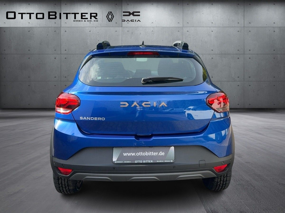 Dacia Sandero Stepway Extreme TCe110 CITY-PAKET/NAVI - Седан: фото 3 Dacia Sandero Stepway Extreme TCe110 CITY-PAKET/NAVI - Седан: фото 3