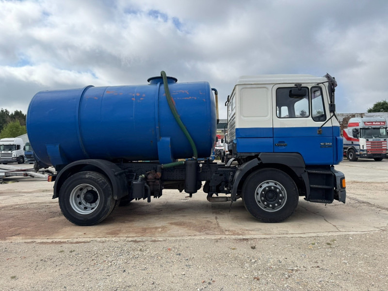 MAN 19.343 (12.000L / MANUAL GEARBOX / EURO 2 / PERFECT) - Ассенизатор: фото 4 MAN 19.343 (12.000L / MANUAL GEARBOX / EURO 2 / PERFECT) - Ассенизатор: фото 4