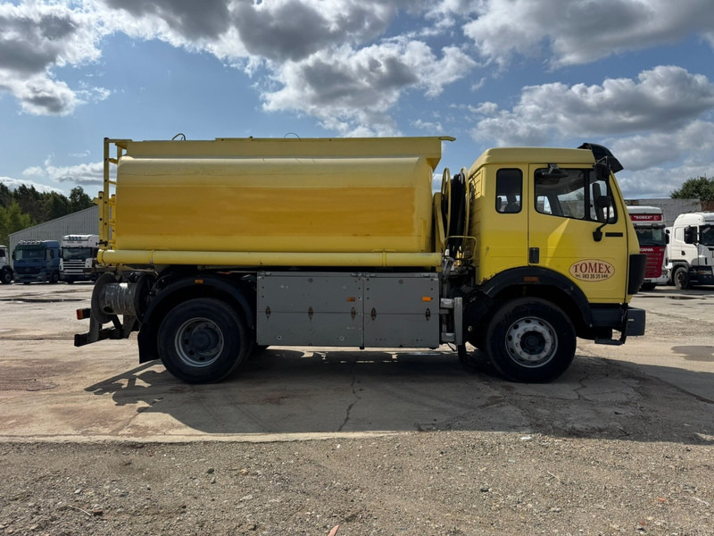 Mercedes-Benz SK 1726 (13.000L / 2 COMPARTIMENTS / GRAND PONT / LAMES / V8) - Грузовик-цистерна: фото 4 Mercedes-Benz SK 1726 (13.000L / 2 COMPARTIMENTS / GRAND PONT / LAMES / V8) - Грузовик-цистерна: фото 4