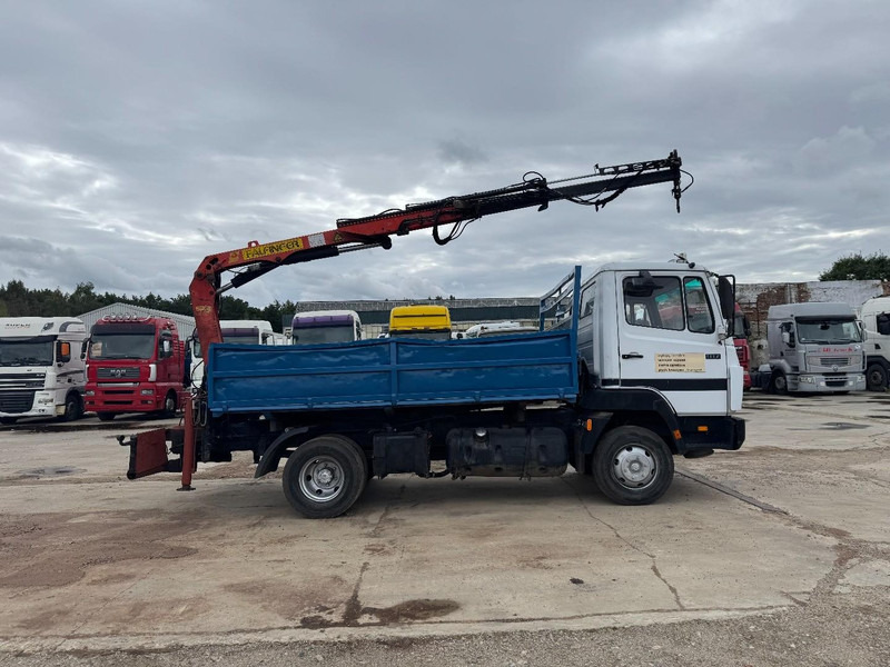 Mercedes-Benz SK 917 (STEEL SUSPENSION / PARLFINGER CRANE / AUXILIARY / 6 CYLINDER WITH MANUAL PUMP) - Самосвал, Автоманипулятор: фото 4 Mercedes-Benz SK 917 (STEEL SUSPENSION / PARLFINGER CRANE / AUXILIARY / 6 CYLINDER WITH MANUAL PUMP) - Самосвал, Автоманипулятор: фото 4