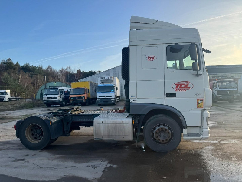 DAF XF 460 (BELGIAN TRUCK IN GOOD CONDITION / CAMION BELGE EN BON ETAT / 850.000 km) - Тягач: фото 4 DAF XF 460 (BELGIAN TRUCK IN GOOD CONDITION / CAMION BELGE EN BON ETAT / 850.000 km) - Тягач: фото 4