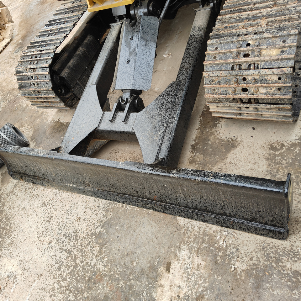 Мини-экскаватор CATERPILLAR 305.5e: фото 7 Мини-экскаватор CATERPILLAR 305.5e: фото 7