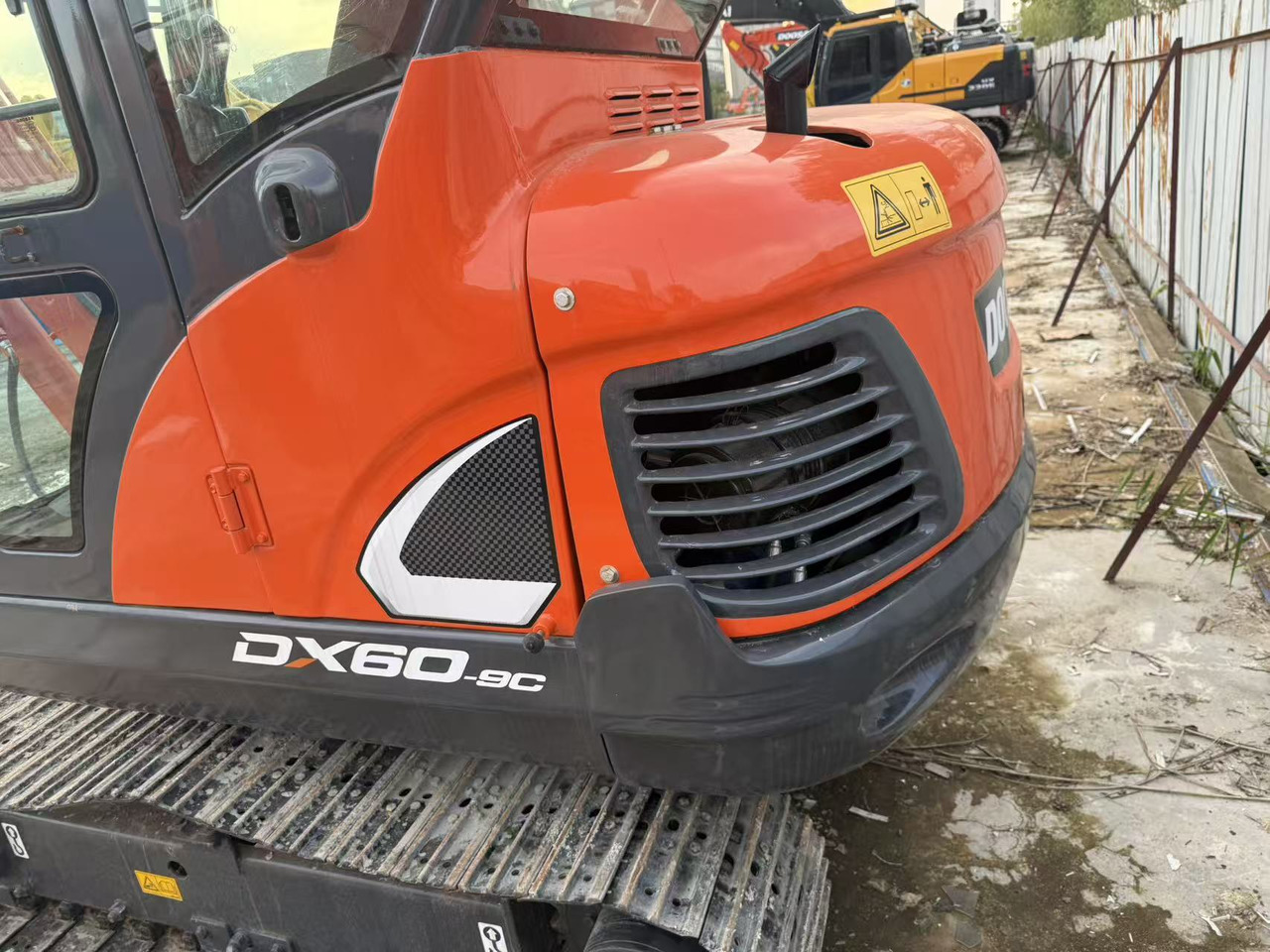 DOOSAN Used large Doosan DX60 excavators, original DX60 used excavators, 6-ton DX60 hydraulic excavators, best-selling at low prices. - Мини-экскаватор: фото 3 DOOSAN Used large Doosan DX60 excavators, original DX60 used excavators, 6-ton DX60 hydraulic excavators, best-selling at low prices. - Мини-экскаватор: фото 3