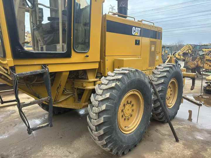 Low-price second-hand Cat Grader 140H with outstanding performance Carterpillarused 140H grader for sale - Грейдер: фото 5 Low-price second-hand Cat Grader 140H with outstanding performance Carterpillarused 140H grader for sale - Грейдер: фото 5