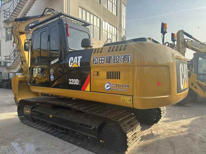 Second Hand Excavator 320D Used Low Price Caterpillar CAT 312D 315D 320D 325D in Good Condition - Гусеничный экскаватор: фото 3 Second Hand Excavator 320D Used Low Price Caterpillar CAT 312D 315D 320D 325D in Good Condition - Гусеничный экскаватор: фото 3