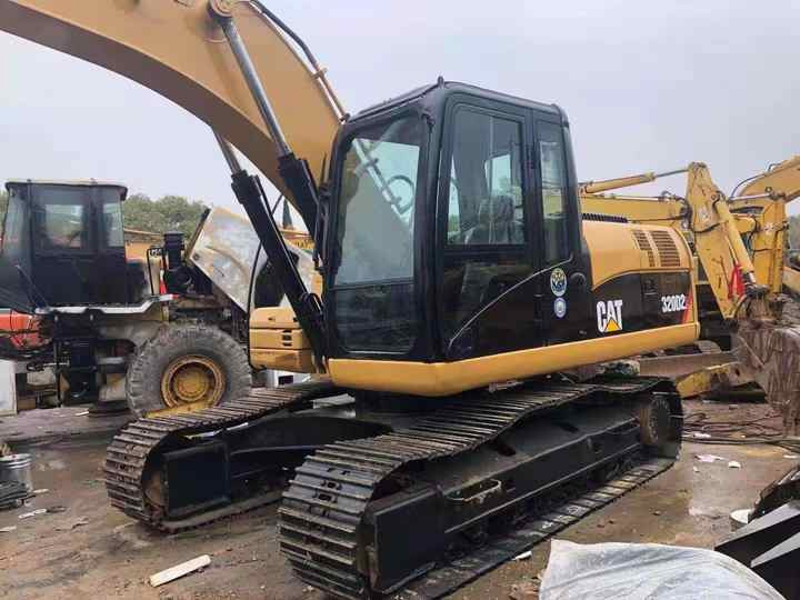 Used Cat320D2L Excavator Efficient Heavy Construction Equipment with Original Engine Second Hand Crawler Excavator - Экскаватор: фото 5 Used Cat320D2L Excavator Efficient Heavy Construction Equipment with Original Engine Second Hand Crawler Excavator - Экскаватор: фото 5