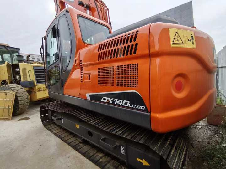 Used Digger DOOSAN DX140 Construction Machinery Construction Digger Used DOOSAN DX140 Cheap Excavator - Гусеничный экскаватор: фото 5 Used Digger DOOSAN DX140 Construction Machinery Construction Digger Used DOOSAN DX140 Cheap Excavator - Гусеничный экскаватор: фото 5