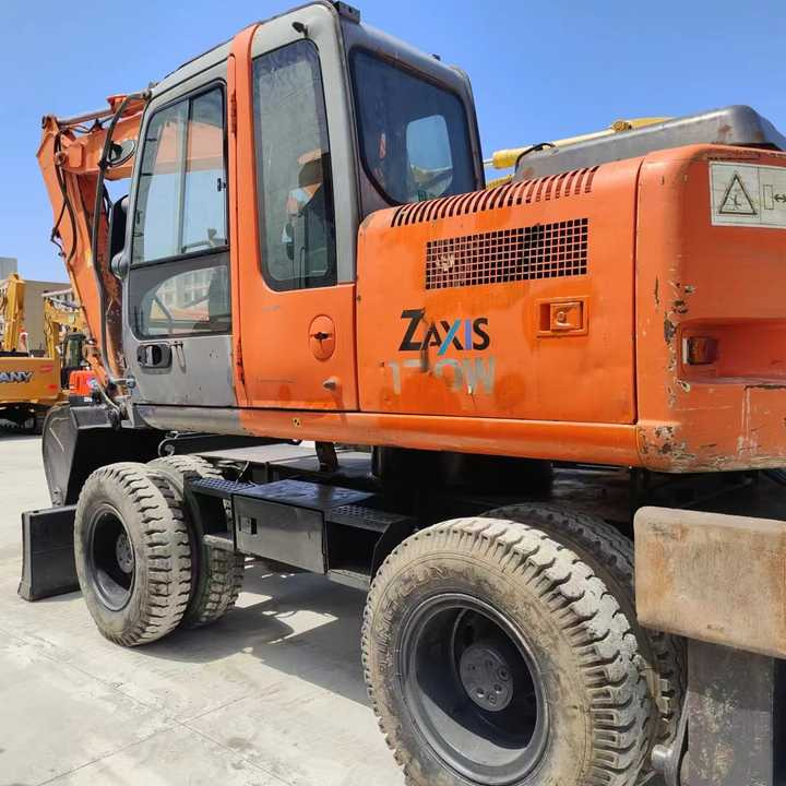 Used Japan Original Brand Hitachi Zx 130w Wheel Excavator Hitachi Zx120 130 200 Excavator for Sale - Экскаватор: фото 5 Used Japan Original Brand Hitachi Zx 130w Wheel Excavator Hitachi Zx120 130 200 Excavator for Sale - Экскаватор: фото 5