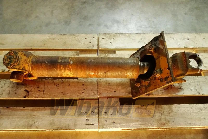 Case - Приводный вал для Строительной техники: фото 1 Case - Приводный вал для Строительной техники: фото 1