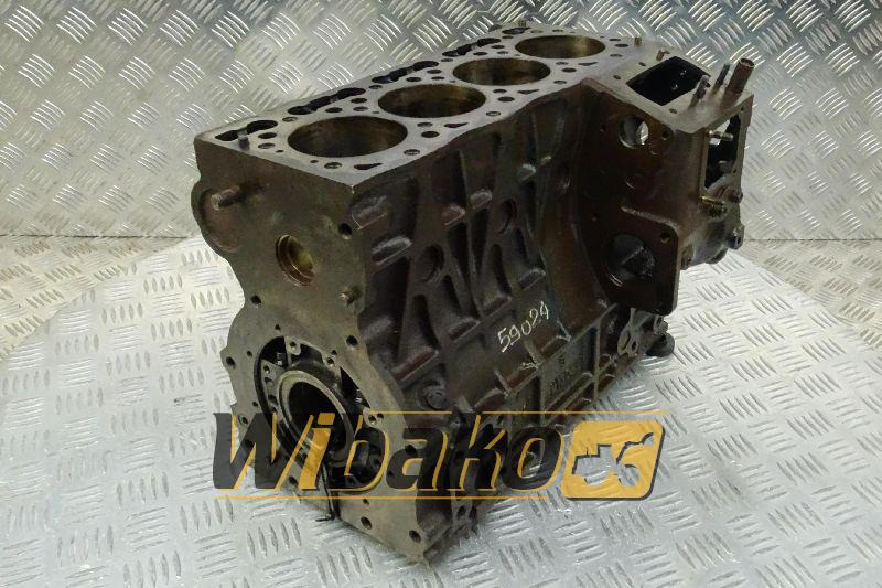 Crankcase for engine Kubota V1305E 1G696-01012 - Картер для Строительной техники: фото 1 Crankcase for engine Kubota V1305E 1G696-01012 - Картер для Строительной техники: фото 1