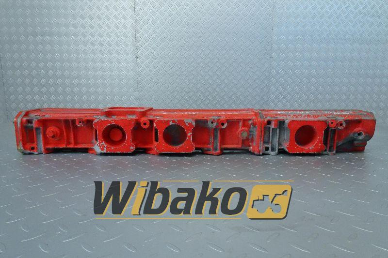 Intake manifold Deutz 04207502 - Впускной коллектор для Строительной техники: фото 1 Intake manifold Deutz 04207502 - Впускной коллектор для Строительной техники: фото 1