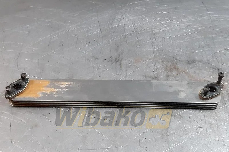 Isuzu 6BG1 - Масляный радиатор для Строительной техники: фото 1 Isuzu 6BG1 - Масляный радиатор для Строительной техники: фото 1