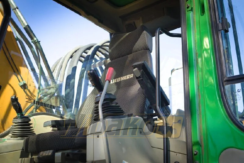 Экскаватор Liebherr R914C: фото 10 Экскаватор Liebherr R914C: фото 10