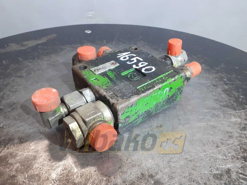 ZF 7730900117 - Гидравлический клапан для Строительной техники: фото 3 ZF 7730900117 - Гидравлический клапан для Строительной техники: фото 3