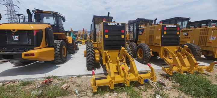 Used Japan Imported Caterpillar 140M Cat 140m Motor Grader with Good Quality and Low Price for Sale - Гусеничный экскаватор: фото 4 Used Japan Imported Caterpillar 140M Cat 140m Motor Grader with Good Quality and Low Price for Sale - Гусеничный экскаватор: фото 4