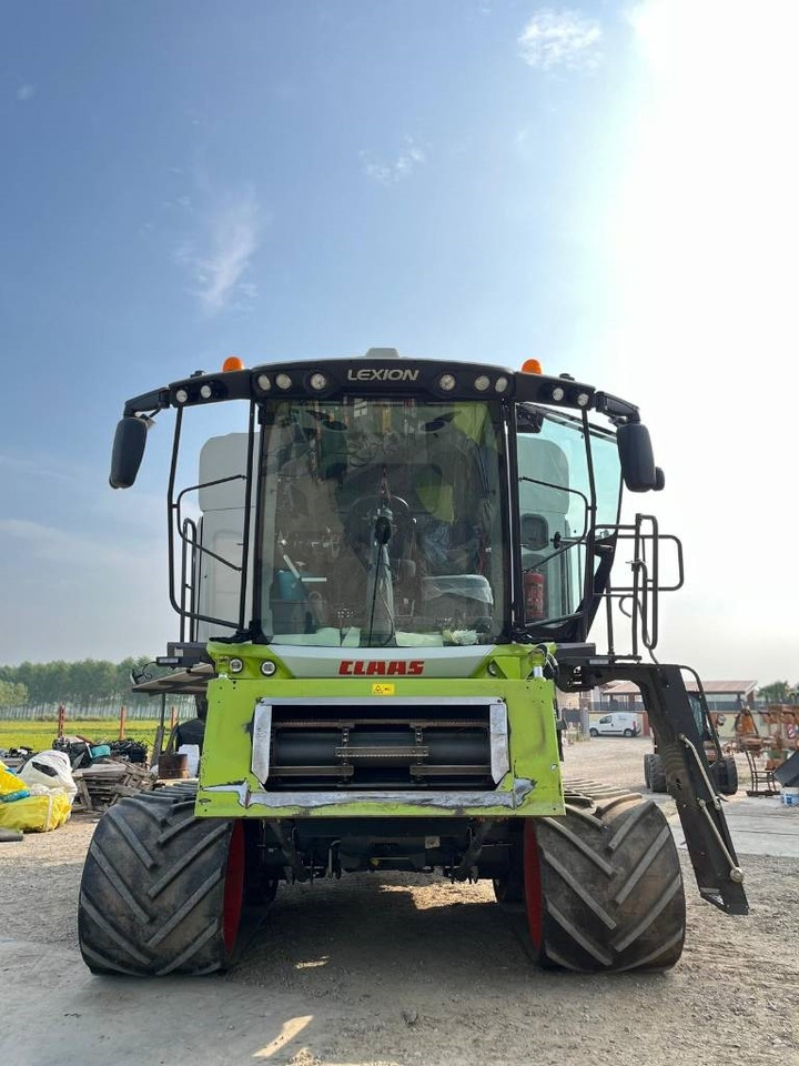 Claas LEXION 7600 TT - Зерноуборочный комбайн: фото 2 Claas LEXION 7600 TT - Зерноуборочный комбайн: фото 2