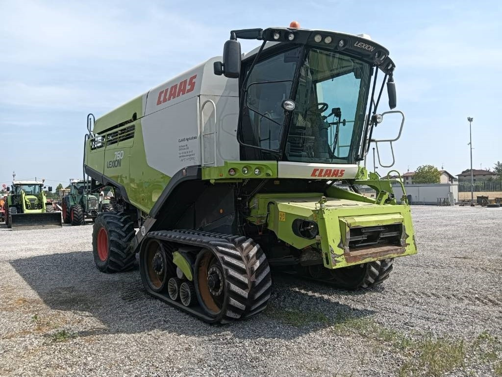 Claas Lexion 760 TT - Зерноуборочный комбайн: фото 1 Claas Lexion 760 TT - Зерноуборочный комбайн: фото 1