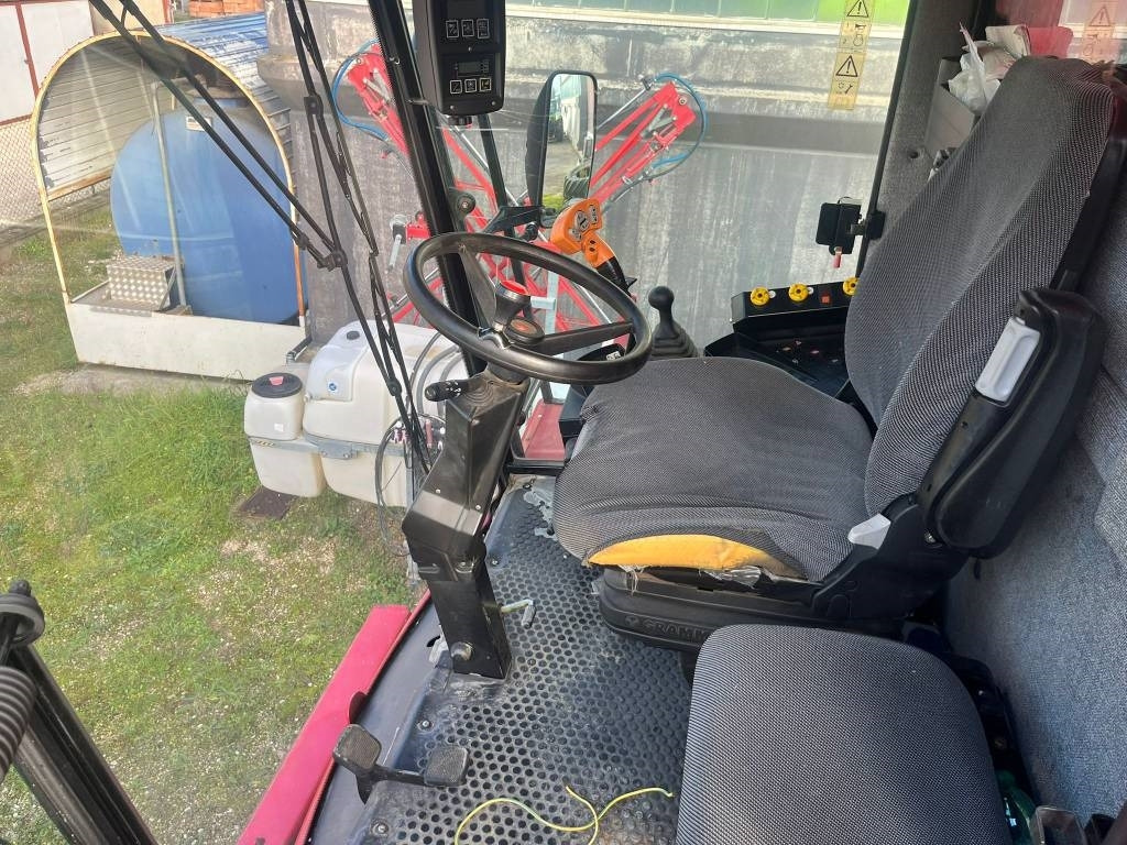 Laverda 25.50 - Зерноуборочный комбайн: фото 2 Laverda 25.50 - Зерноуборочный комбайн: фото 2